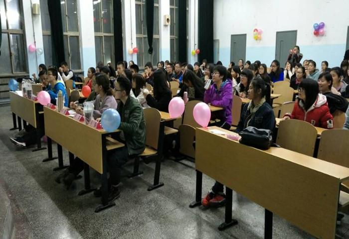 外语系举办英语口语比赛